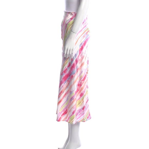 🔥Neiman Marcus Striped Mid Length Skirt - Picture 2 of 4